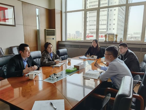 歷下區(qū)投資促進(jìn)局、泉城路街道辦事處到山東省輕工業(yè)供銷有限公司進(jìn)行走訪調(diào)研