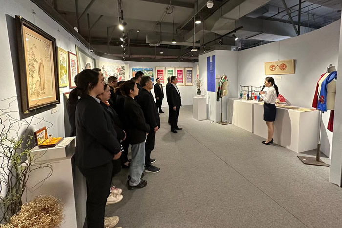 輕工供銷公司組織廉潔教育活動(dòng)