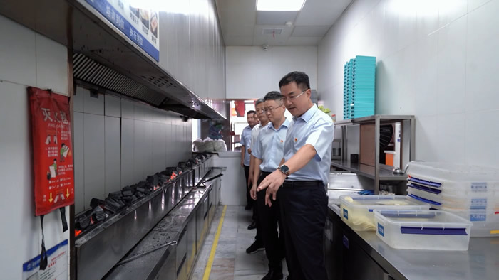 輕工供銷公司組織開展“黨員身邊無隱患,安全生產我先行”主題活動