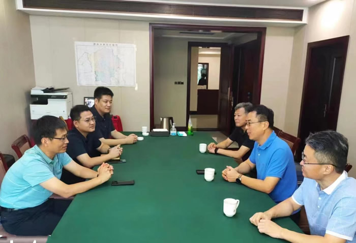 輕工供銷公司看望慰問省“四進”萊蕪工作支隊